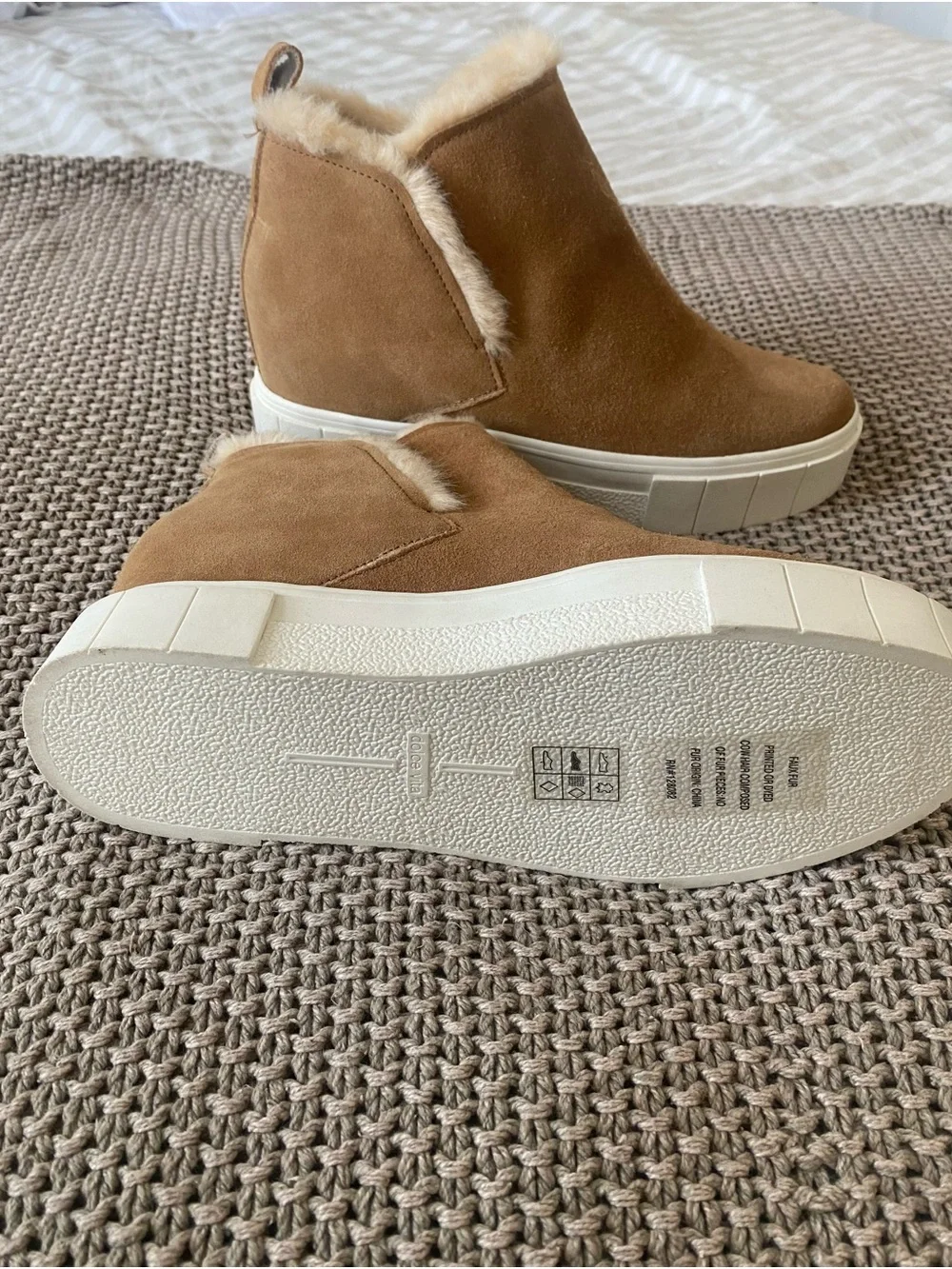 Dolce Vita suede wedge